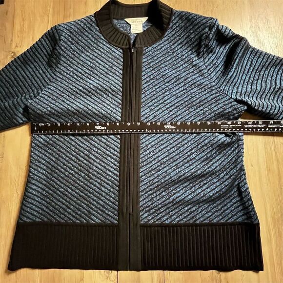 Misook Women's Striped full Zip Sweater Jacket XL Blue Black Mock Neck NWOT - Picture 3 of 5